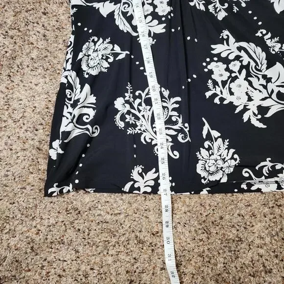 Maurices Women's Size Large Black White Floral Sleeveless Blouse Top Shirt - Picture 6 of 6